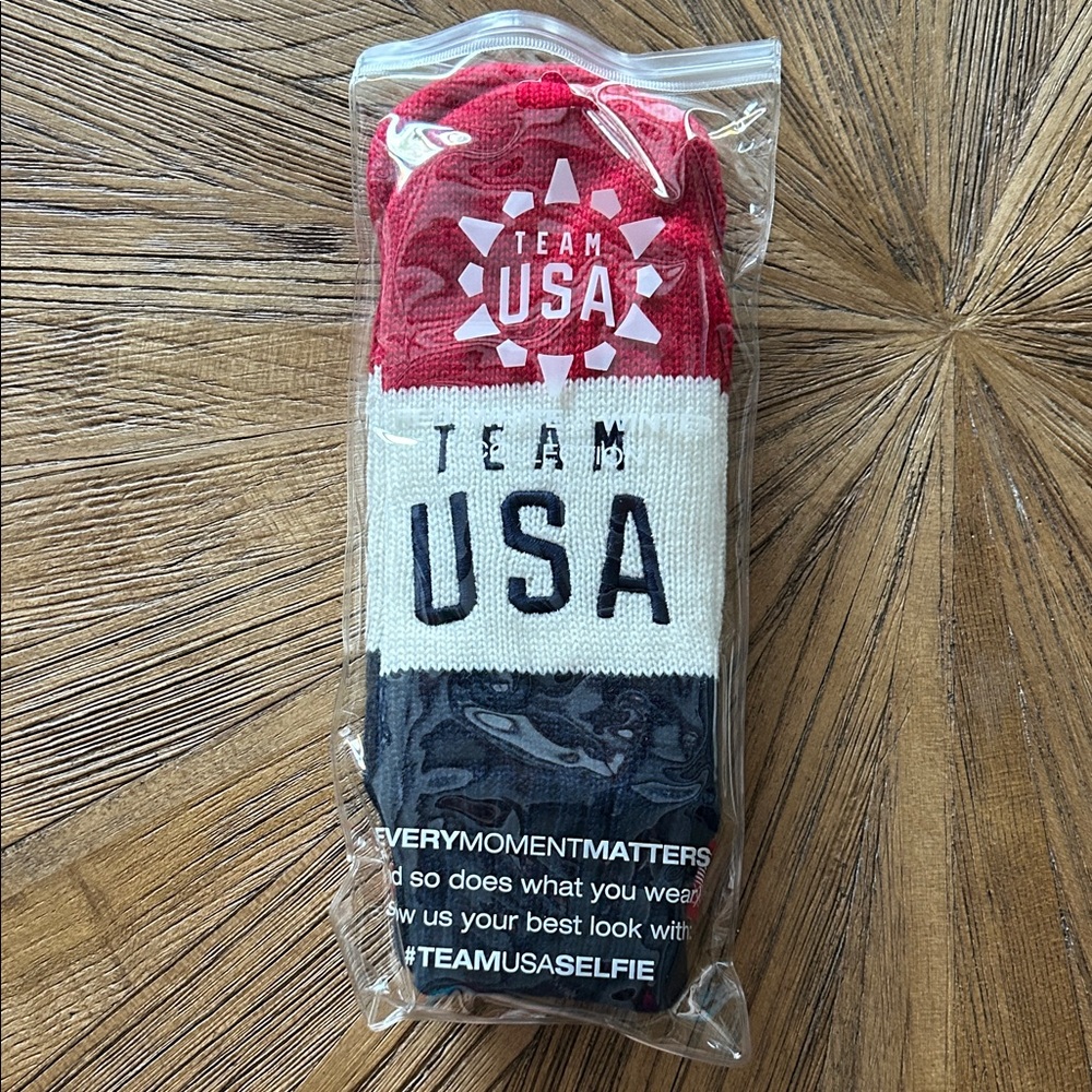 TEAM USA Olympic Mittens (5 pairs)